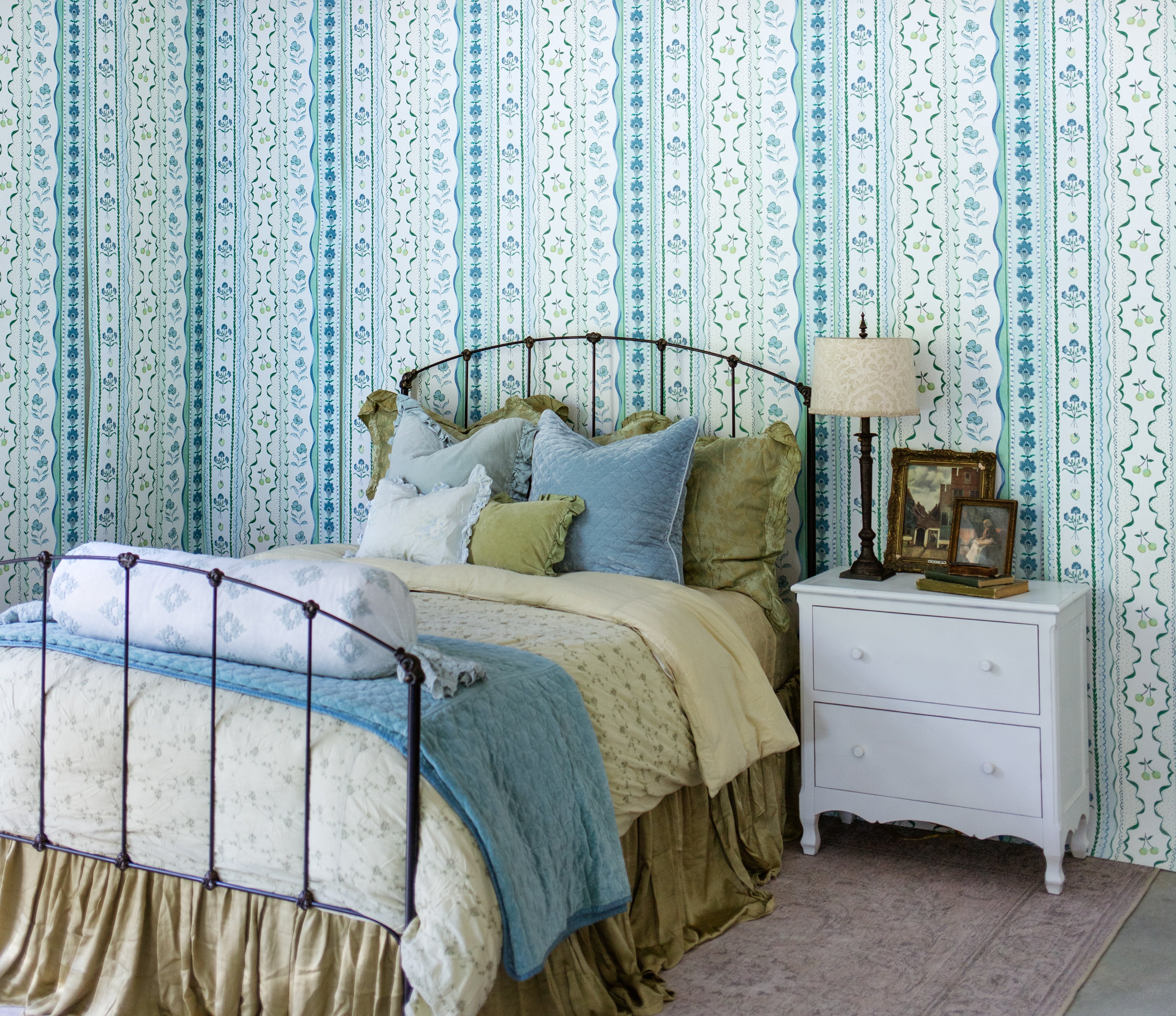 The Orchard Wallpaper